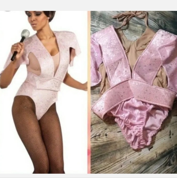 : * NEW RUBIE'S RIHANNA CONCERT OUTFIT WOMEN LADIES HALLOWEEN COSTUME SIZE LARGE - Picture 3 of 8